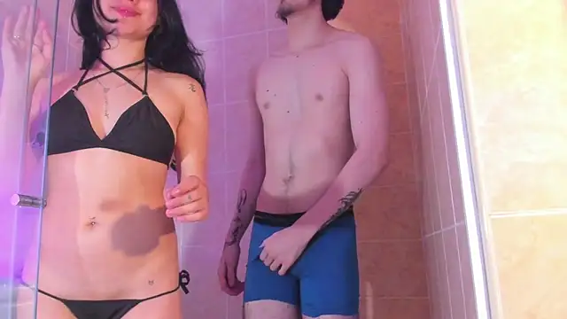 Couple In Heat online show from April 15, 2026, 8:09 pm