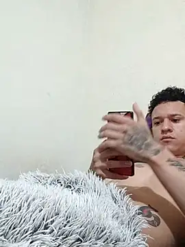 HOTCANINO online show from March 7, 2026, 2:07 am