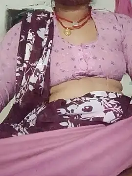 Snapshot of Soniya32 chatting on June 6, 2026, 5:29 pm Soniya32 online show from June 6, 2026, 5:29 pm