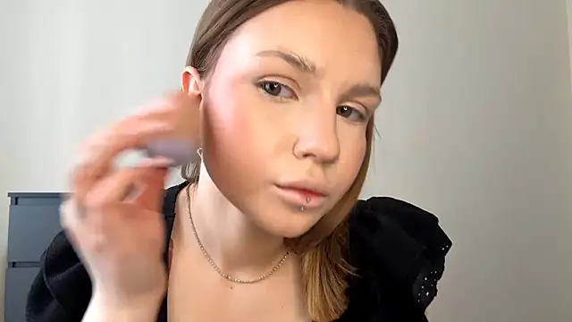 Snapshot of PledHoly chatting on March 2, 2026, 10:11 am PledHoly online show from March 2, 2026, 10:11 am