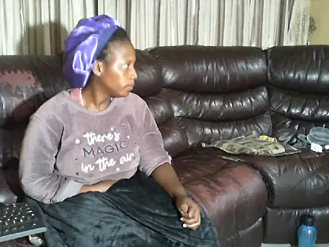 Sky-Diamond online show from March 22, 2026, 6:37 am