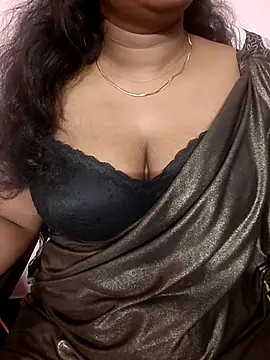 Snapshot of Sravani_ chatting on March 1, 2026, 8:53 pm Sravani online show from March 1, 2026, 8:53 pm