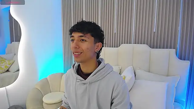 Aiden Rivers  online show from March 10, 2026, 12:53 pm