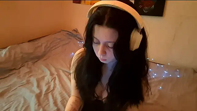 Snapshot of MindyMinty chatting on March 4, 2026, 3:03 am MindyMinty online show from March 4, 2026, 3:03 am