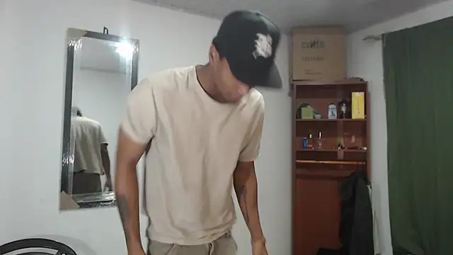 Dani-brown online show from May 25, 2026, 1:27 am