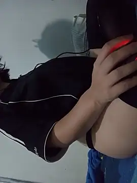 taigaakko online show from April 12, 2026, 10:46 pm