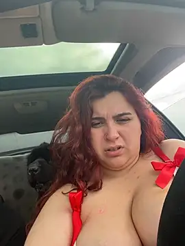 Sandragll online show from April 5, 2026, 4:13 pm