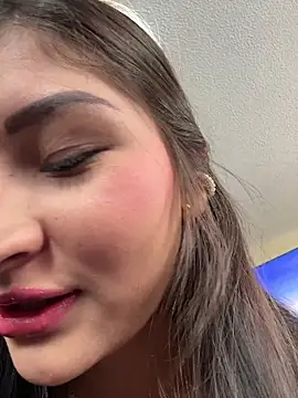 Aylin fire online show from March 27, 2026, 6:53 pm