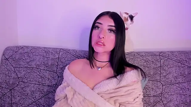 Snapshot of Kattengel_ chatting on June 18, 2026, 10:59 pm Kattengel online show from June 18, 2026, 10:59 pm