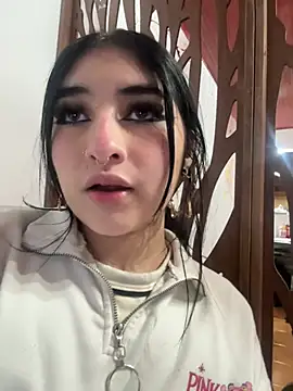 Snapshot of Kattengel_ chatting on April 25, 2026, 1:52 am Kattengel online show from April 25, 2026, 1:52 am