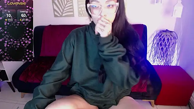 spicydollx online show from March 5, 2026, 1:08 pm