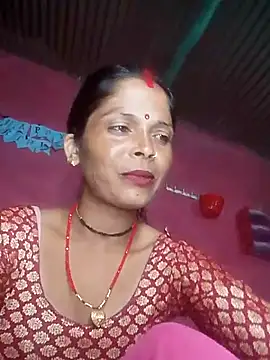 Snapshot of Hot_bh87 chatting on August 7, 2026, 4:13 pm Hot bh87 online show from August 7, 2026, 4:13 pm