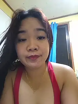 Snapshot of Polished_Princess chatting on April 4, 2026, 11:39 am Polished Princess online show from April 4, 2026, 11:39 am