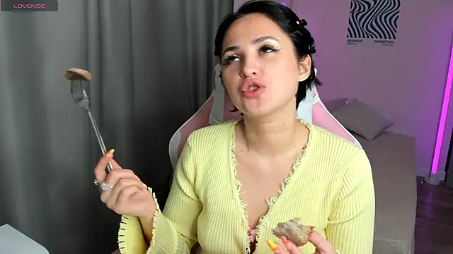 Mary Rice online show from April 13, 2026, 1:20 am