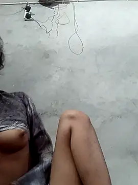 Snapshot of mimpake chatting on February 25, 2026, 5:40 am mimpake online show from February 25, 2026, 5:40 am