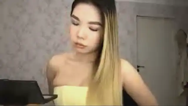 Snapshot of Elina_Mottel chatting on February 21, 2026, 7:21 am Elina Mottel online show from February 21, 2026, 7:21 am