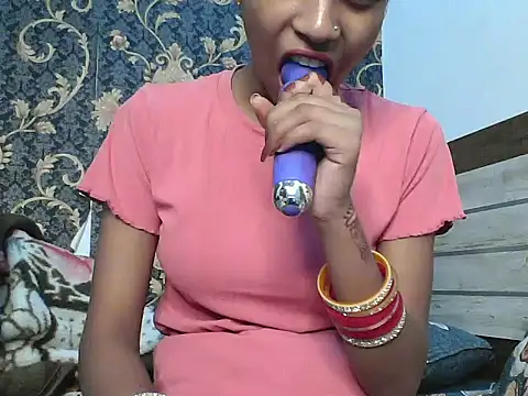 Rani1993 online show from March 7, 2026, 2:11 pm