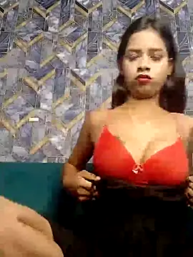 Rani1993 online show from February 19, 2026, 5:43 pm