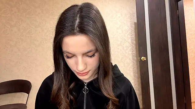 Kosandra k online show from March 1, 2026, 5:02 pm