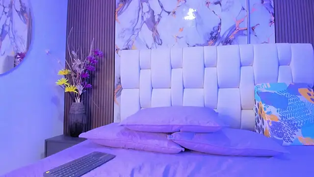 alisstarr online show from March 28, 2026, 12:06 pm