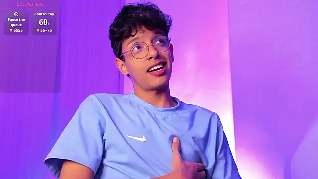 Maxfrost1 online show from March 13, 2026, 3:00 am