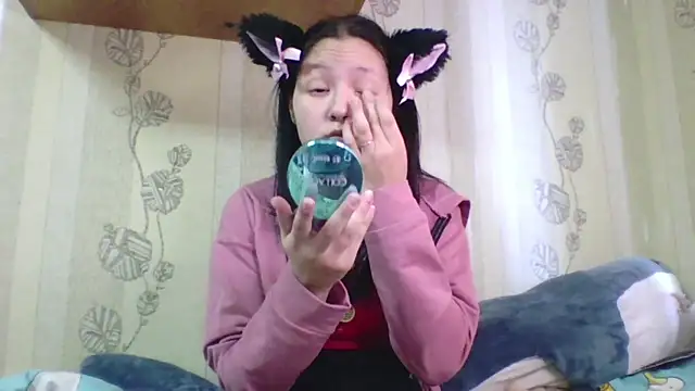 Snapshot of yourcutevikki chatting on February 23, 2026, 1:12 pm yourcutevikki online show from February 23, 2026, 1:12 pm