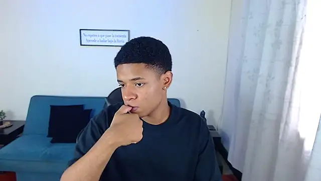 liiam3 online show from March 5, 2026, 8:49 pm