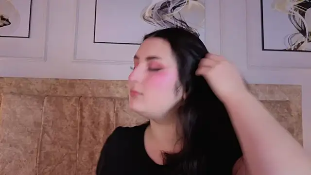 Snapshot of zoe_moon__ chatting on June 29, 2026, 12:16 pm zoe moon online show from June 29, 2026, 12:16 pm