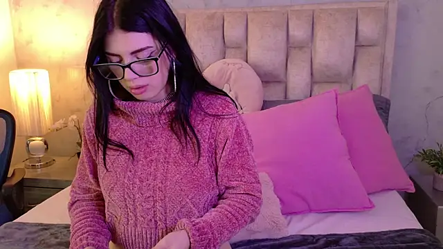 IsabellaRossi online show from April 1, 2026, 1:41 pm