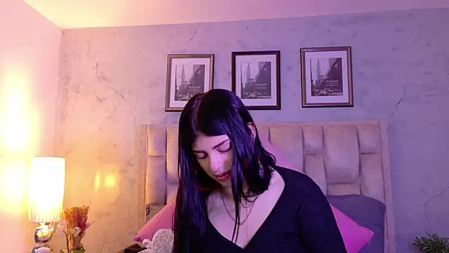 Snapshot of IsabellaRossi chatting on May 14, 2026, 11:29 am IsabellaRossi online show from May 14, 2026, 11:29 am