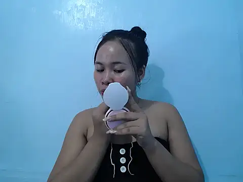 Creamy Pussy21xx online show from April 5, 2026, 4:30 am