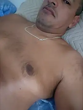 Valenthe26 online show from February 22, 2026, 9:05 pm