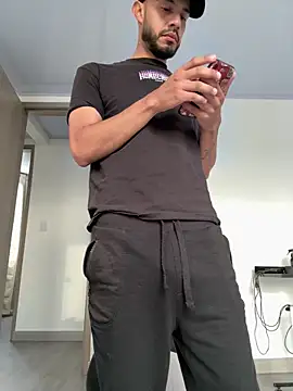 Snapshot of katasanz chatting on April 23, 2026, 12:00 pm katasanz online show from April 23, 2026, 12:00 pm