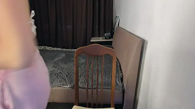 moon bloom online show from April 1, 2026, 10:18 pm