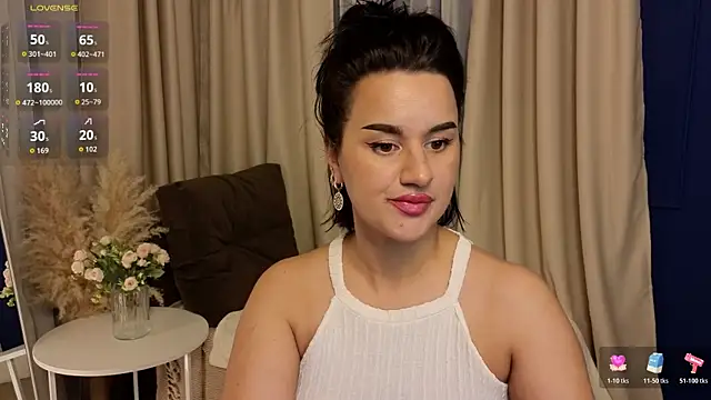 Snapshot of key_of_lust chatting on April 23, 2026, 1:34 am key of lust online show from April 23, 2026, 1:34 am