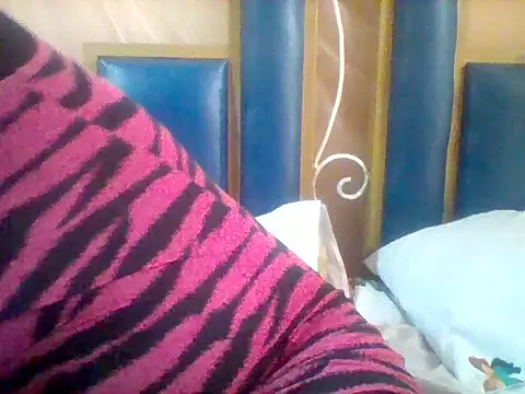 zee66658 online show from June 3, 2026, 1:23 pm