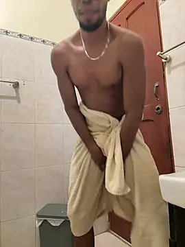 Snapshot of ElReyoficial chatting on February 25, 2026, 6:30 pm ElReyoficial online show from February 25, 2026, 6:30 pm