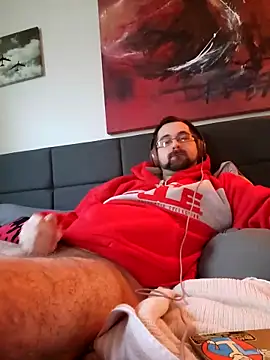 LargeLith online show from February 18, 2026, 9:55 pm