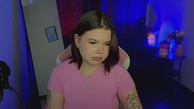 Snapshot of Monica_Dacher chatting on February 25, 2026, 9:47 pm Monica Dacher online show from February 25, 2026, 9:47 pm