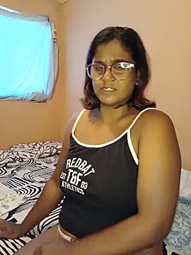 indianstrawberrylips4u online show from June 12, 2026, 5:38 am