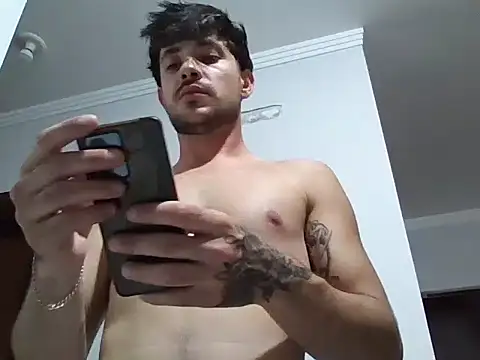 Snapshot of machodotado97 chatting on February 24, 2026, 11:27 pm machodotado97 online show from February 24, 2026, 11:27 pm