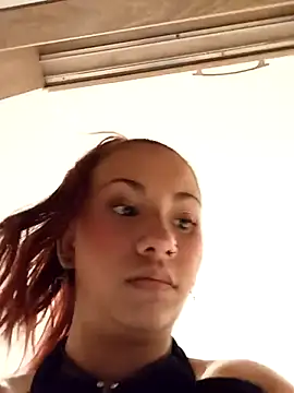 MiaBloom19 online show from April 14, 2026, 3:55 am