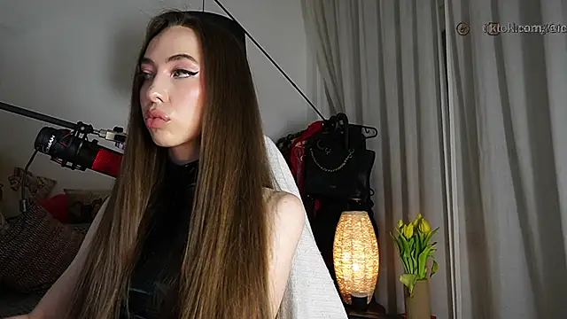 Snapshot of supreme_dominatrix chatting on April 23, 2026, 8:54 pm supreme dominatrix online show from April 23, 2026, 8:54 pm