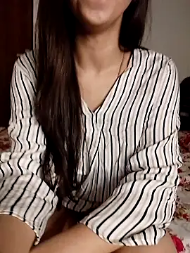 cute girl 29 online show from May 10, 2026, 5:26 pm
