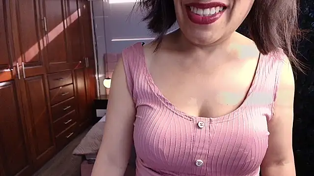 Snapshot of MoriahStorm chatting on June 2, 2026, 12:38 pm MoriahStorm online show from June 2, 2026, 12:38 pm
