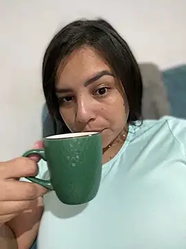 Snapshot of SaraChannel chatting on March 2, 2026, 12:23 pm SaraChannel online show from March 2, 2026, 12:23 pm