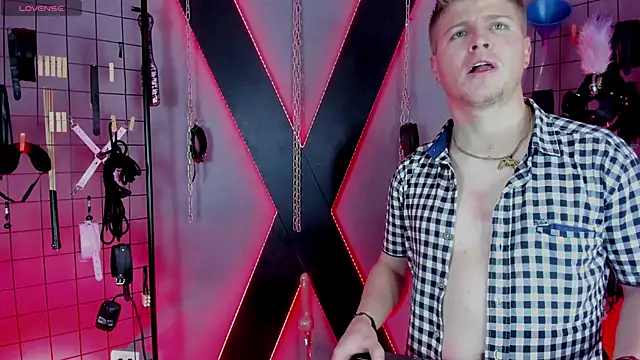 Snapshot of MrJustin_Brianna_BDSM chatting on February 24, 2026, 6:53 pm MrJustin Brianna BDSM online show from February 24, 2026, 6:53 pm