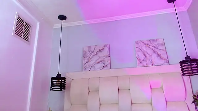 Santiago Ortiz  online show from March 12, 2026, 1:48 pm