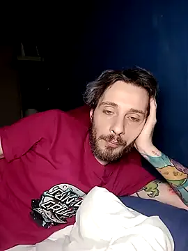 Snapshot of Magikmike94 chatting on February 19, 2026, 6:05 pm Magikmike94 online show from February 19, 2026, 6:05 pm