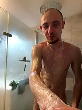 Crevette311 online show from January 12, 2026, 3:30 pm